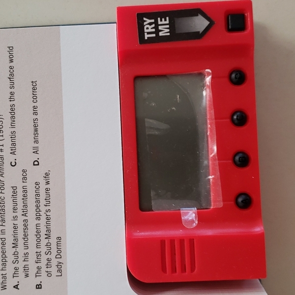 x3 Marvel Books Obsessed with Marvel 2500 Questions Batman Superman Book - Picture 6 of 12